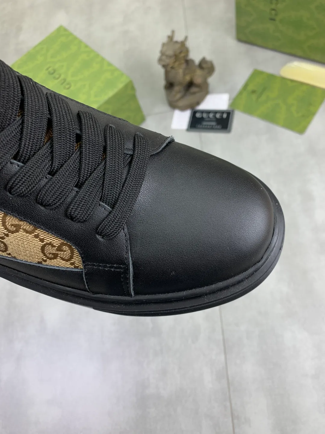 Men's men's shoes 💰P440💰 [New model] (GUCCI) official website's latest 🎁🎁casual and fashionable men's shoes 👟, hot style 💥 style is simple and elegant, exclusive for trendy men. Unique official website's latest brand double G elements Original 👑Gucci decoration, fashionable and generous, the fabric is original frosted calfskin✅Fully imported first-layer pigskin lining, the official website specifies wear-resistant, lightweight original rubber casual outsole, the classic model is taken in real life🎬38-44 2️⃣ colors available